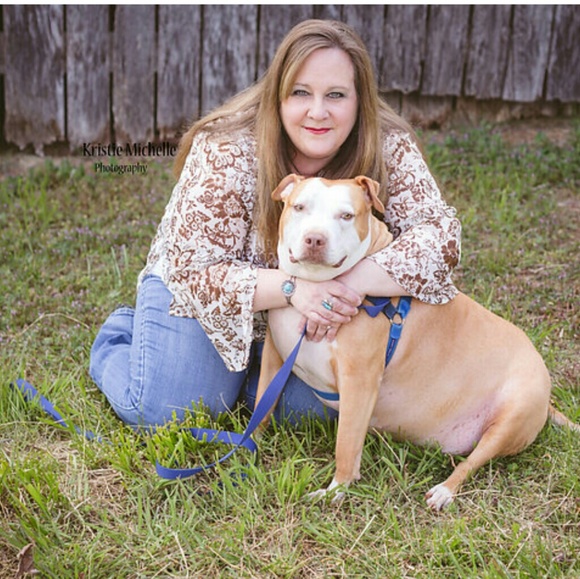 Meet your Posher, Joyce - Picture 2 of 4